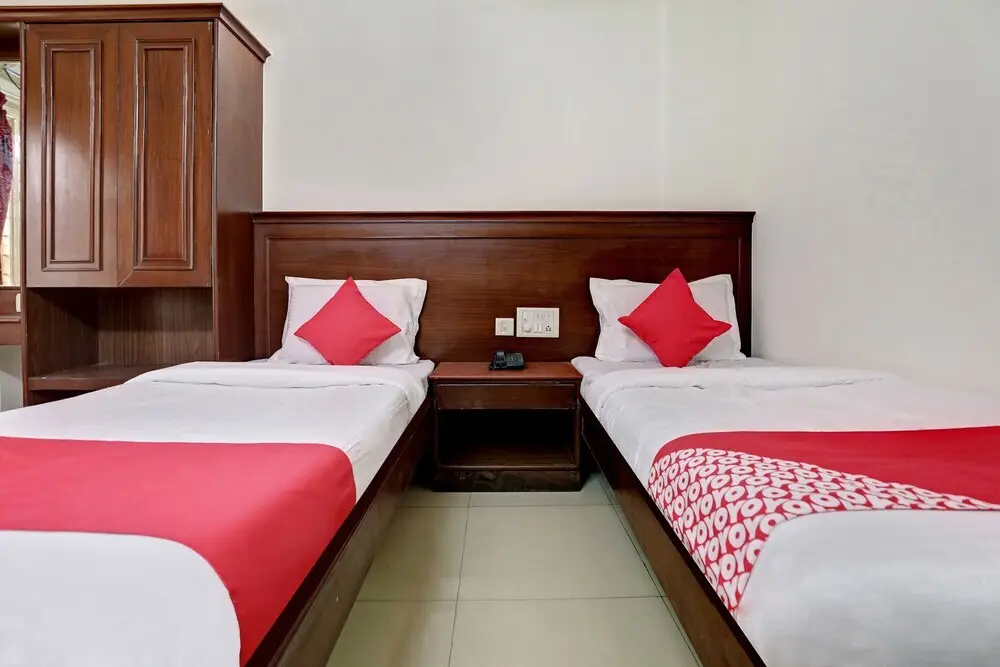 Бангалор: Snt Comforts Lodge by OYO Rooms