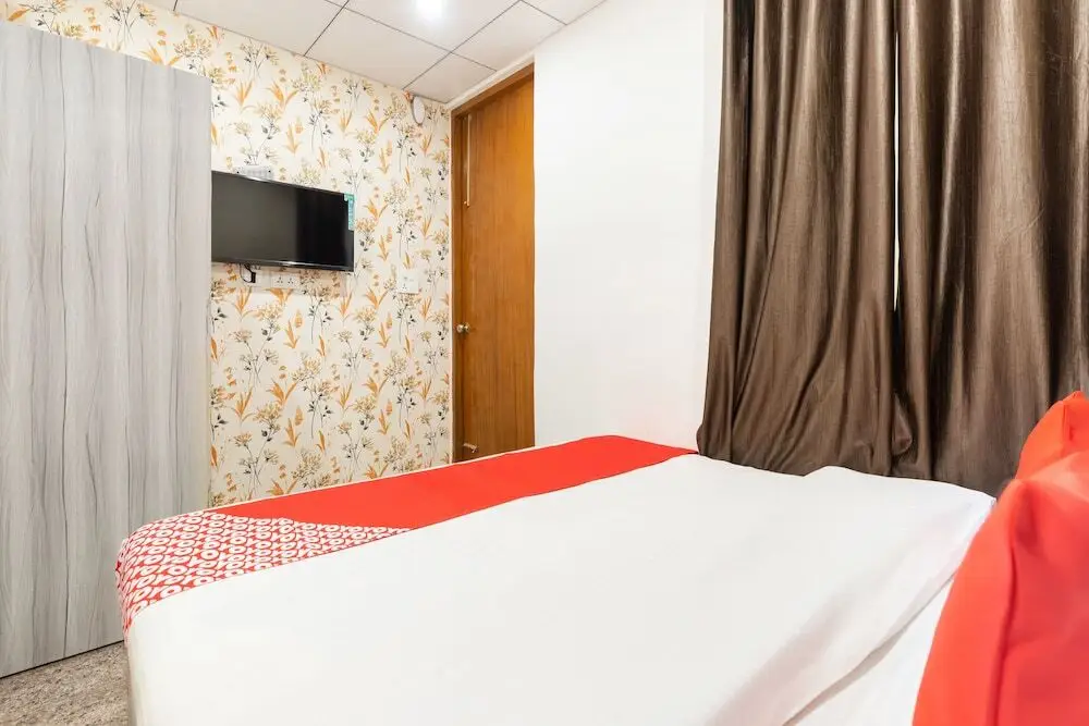 Мохали: Hotel Kapoor Residency by OYO Rooms