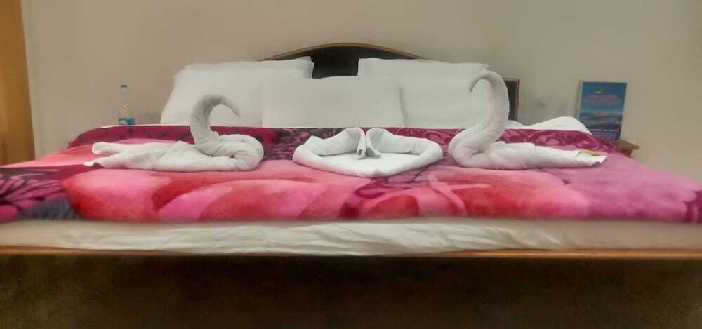 Наинитал: Lord Krishna Himalayan Hotel