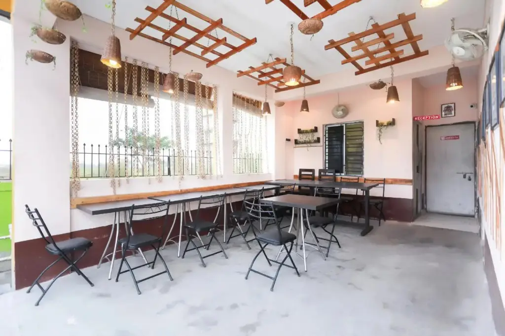 Колката: OYO Sanjyoti Inn Near Netaji Subhash Chandra Bose International Airport