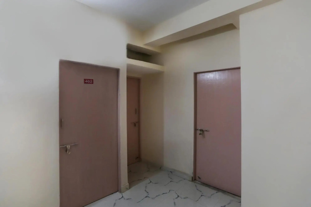 Колката: OYO Sanjyoti Inn Near Netaji Subhash Chandra Bose International Airport