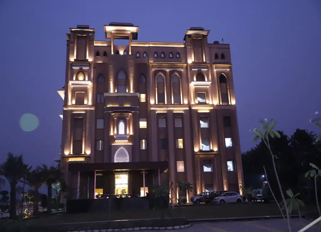 Geeta Sarovar Portico Panipat — фото 1
