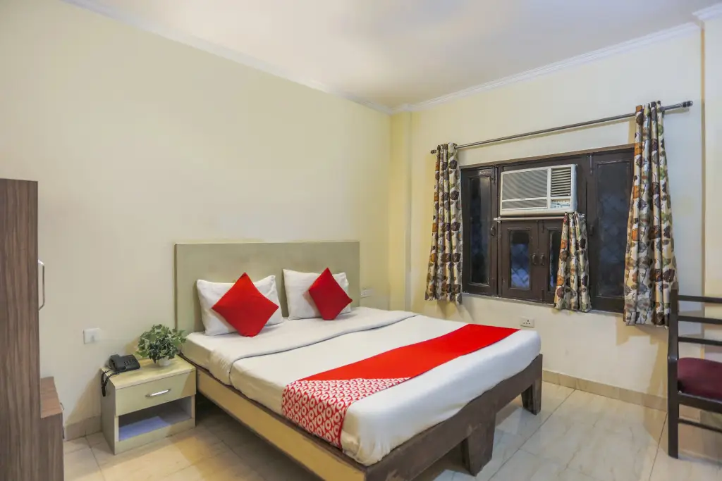 Газиабад: Hotel Mahadev By OYO Rooms