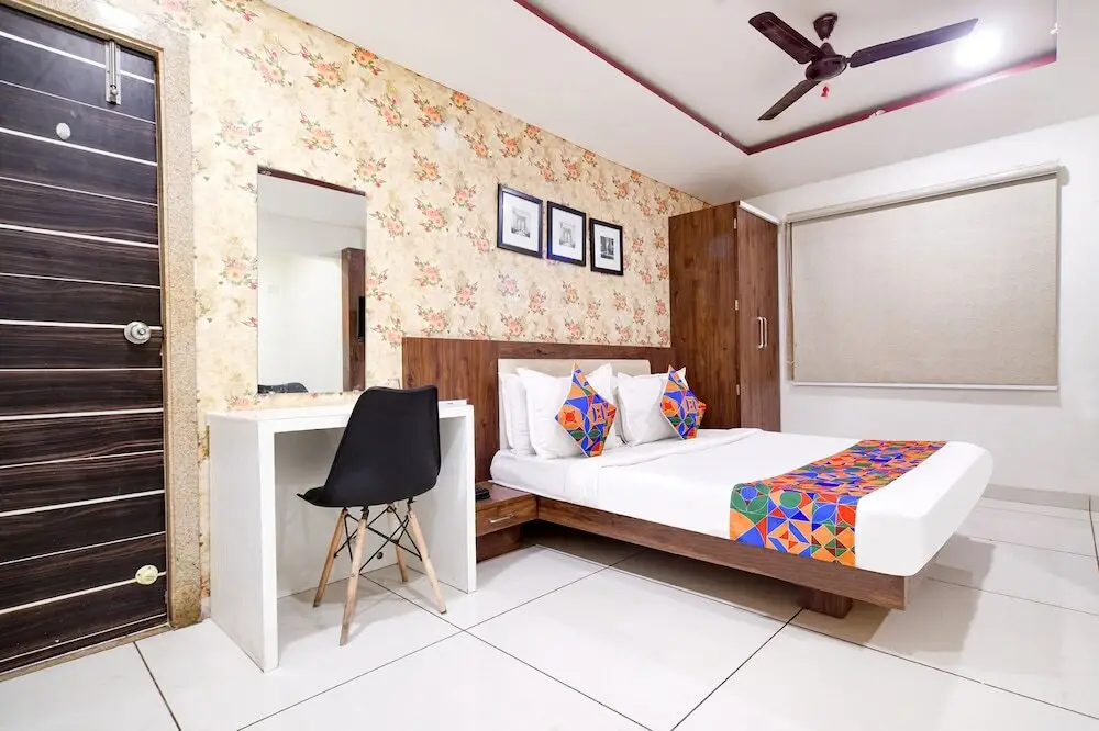 Shree Ram Palace and Restaurant by OYO Rooms — фото 1