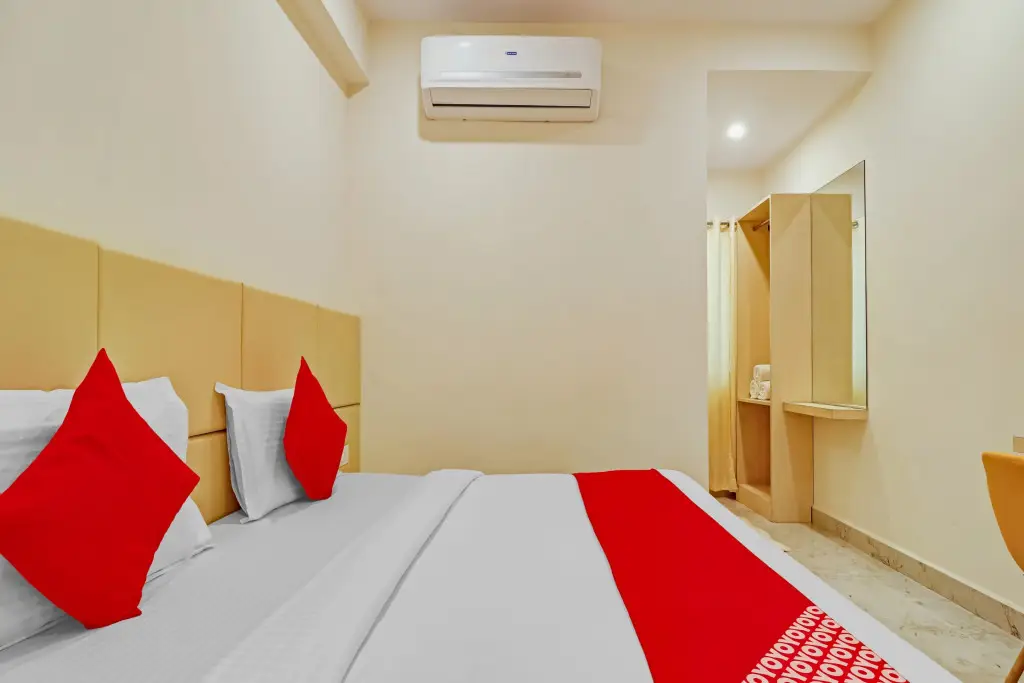 Хидерабад: Super OYO Flagship Landcorp Hotels Near Shilparamam