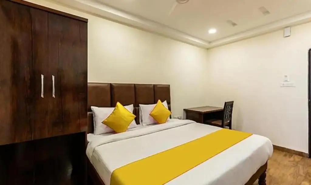 Индаур: Fabhotel S Pride