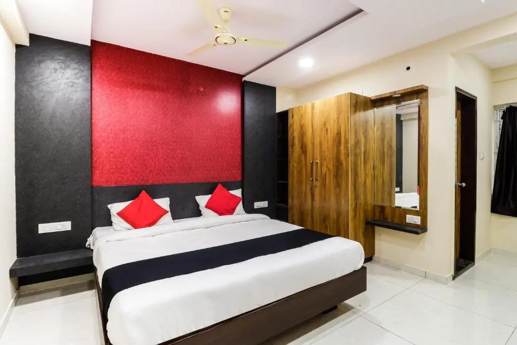 Бангалор: Capital O 62363 N R Residency