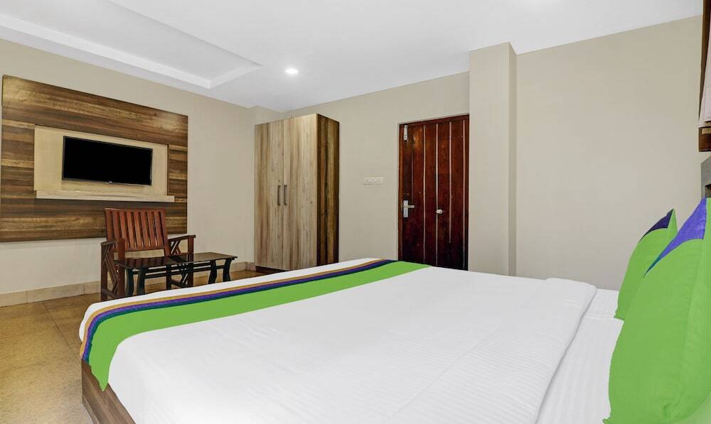 Кондотти: Capital O 48338 Darwesh Residency
