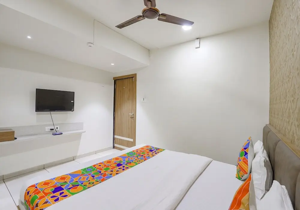 Ахмедабад: Fabhotel Bharosa Inn