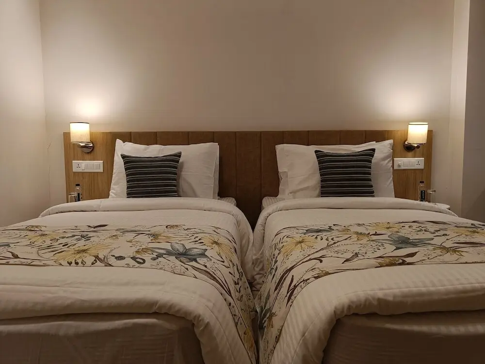 Солан: Cassia Resorts