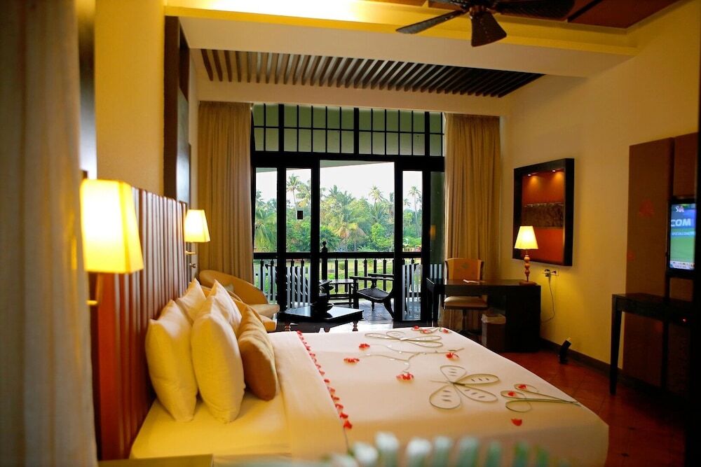 Cherthala: Plumeria Lake Resort & Spa