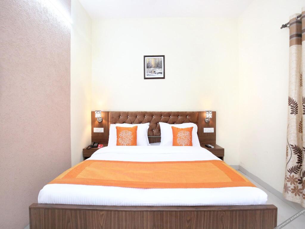 Мохали: Treebo Trip Starwood