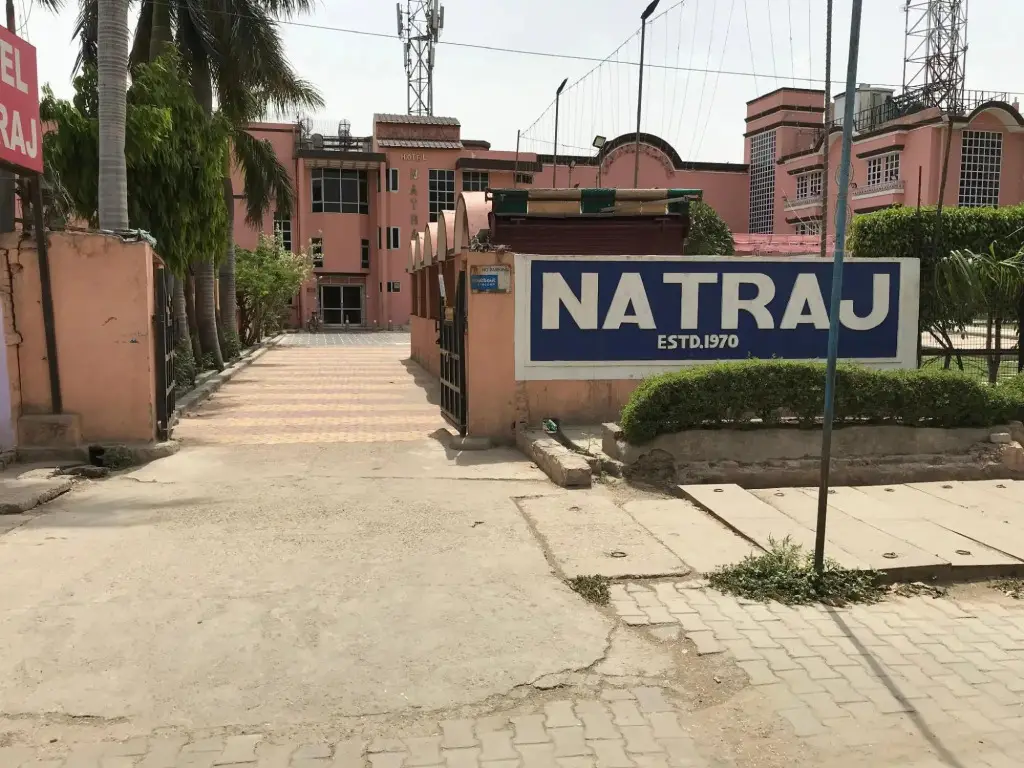 Буландшар: Hotel Natraj