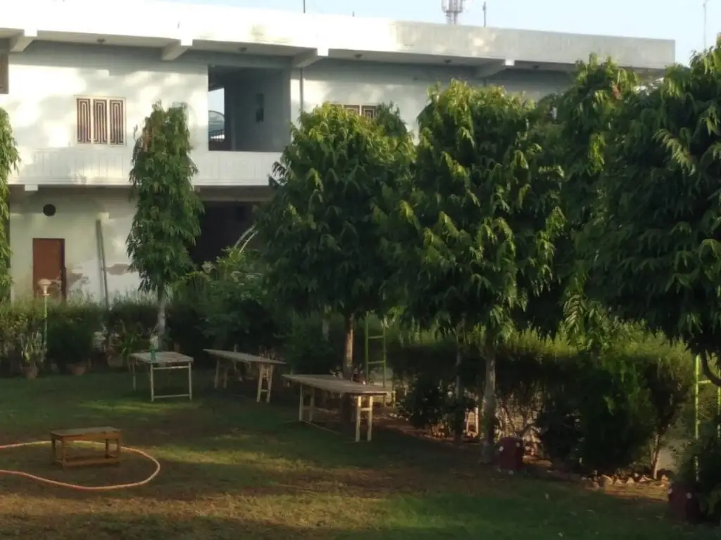 Hotel Shiv Palace — фото 1