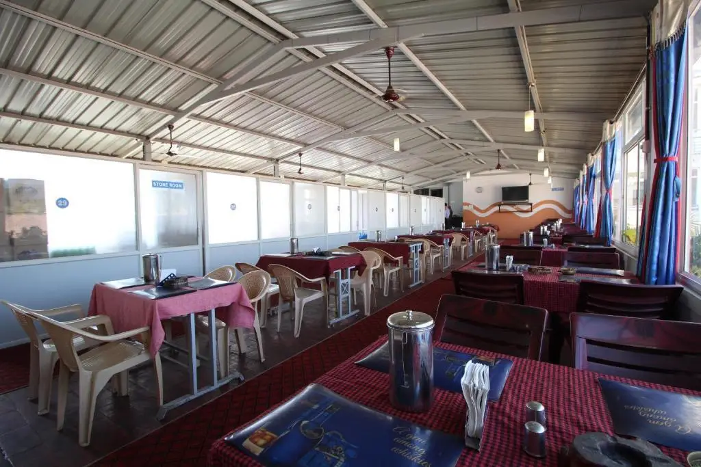 Шиккамагалуру: Hotel Vasanth Vihar