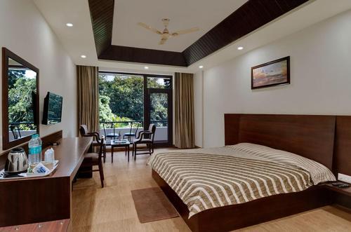 Наинитал: Wonderful Resort stay in Corbett