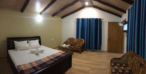 Наинитал: Balaut Camp - Resort