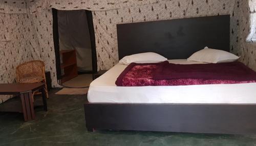 Наинитал: Balaut Camp - Resort