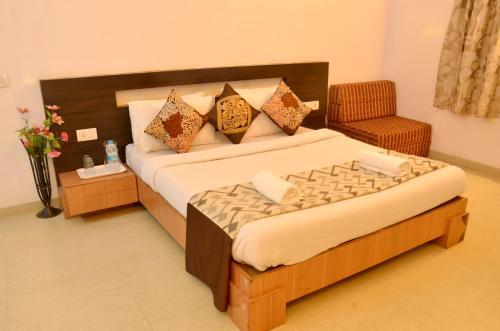 Madhukosh Todkar Bungalows — фото 1