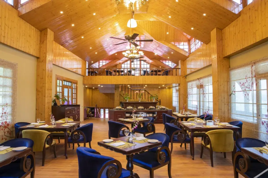 Касоль: Regenta Inn By Riverside Manali