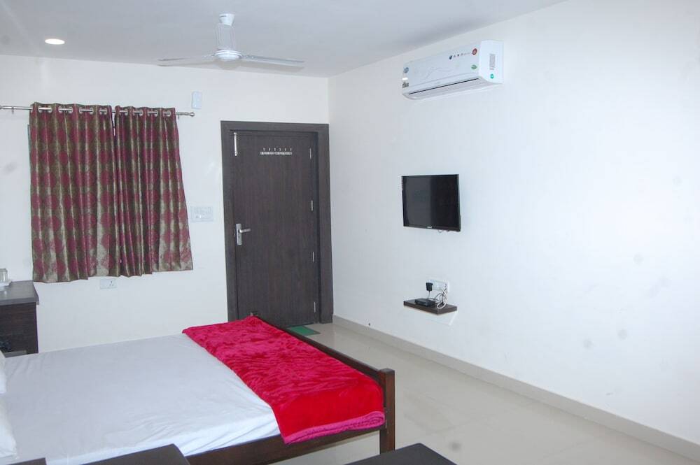 Крепость Jhansi: Hotel Surya