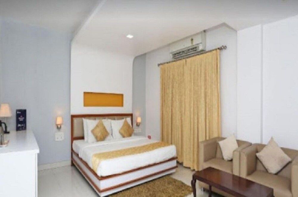 Джамшедпур: Hotel Golden Leaf Resort