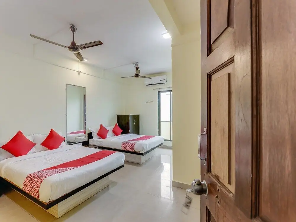Нью-Дели: Collection O 30095 Nauroji Nagar Marg