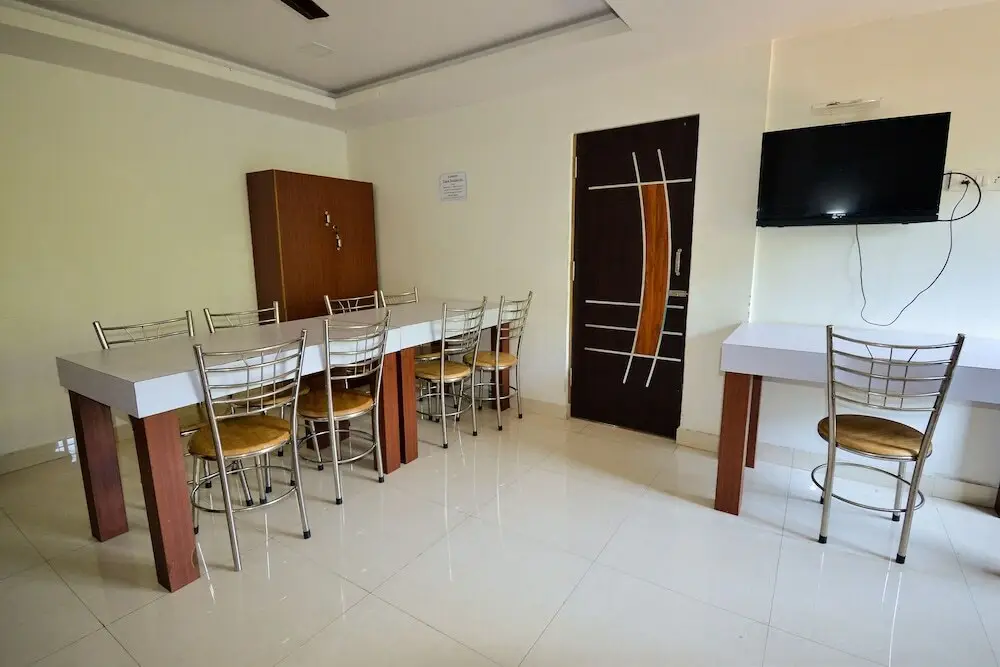 Порт-Блэр: Om Guest House