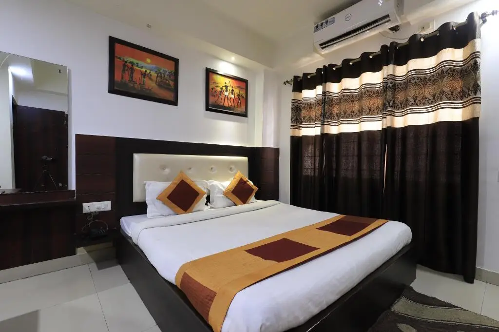 Гувахати: Hotel Rashmi