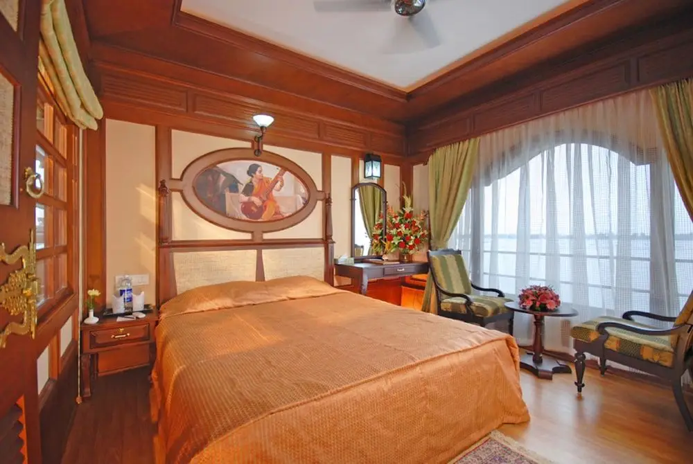 Аллеппи: Sterling House boat Lake Palace Alleppey