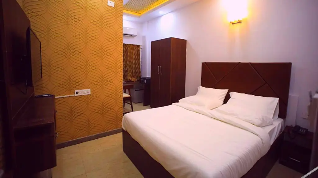 Бангалор: Domus Regency by ShriGo Hotels