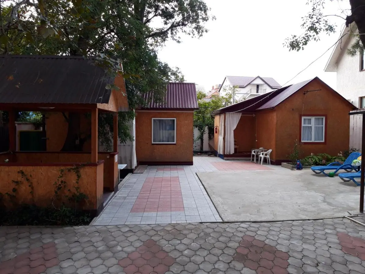 Геленджик: Дом для отпуска на Радужной, 16