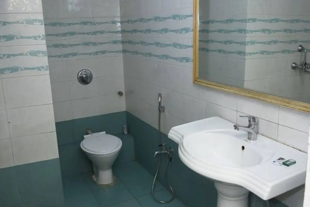 Райпур: Goroomgo Sharda Regency Raipur
