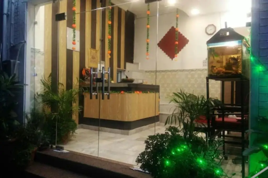 Колката: Royal Stay Gadiyahat Kolkata