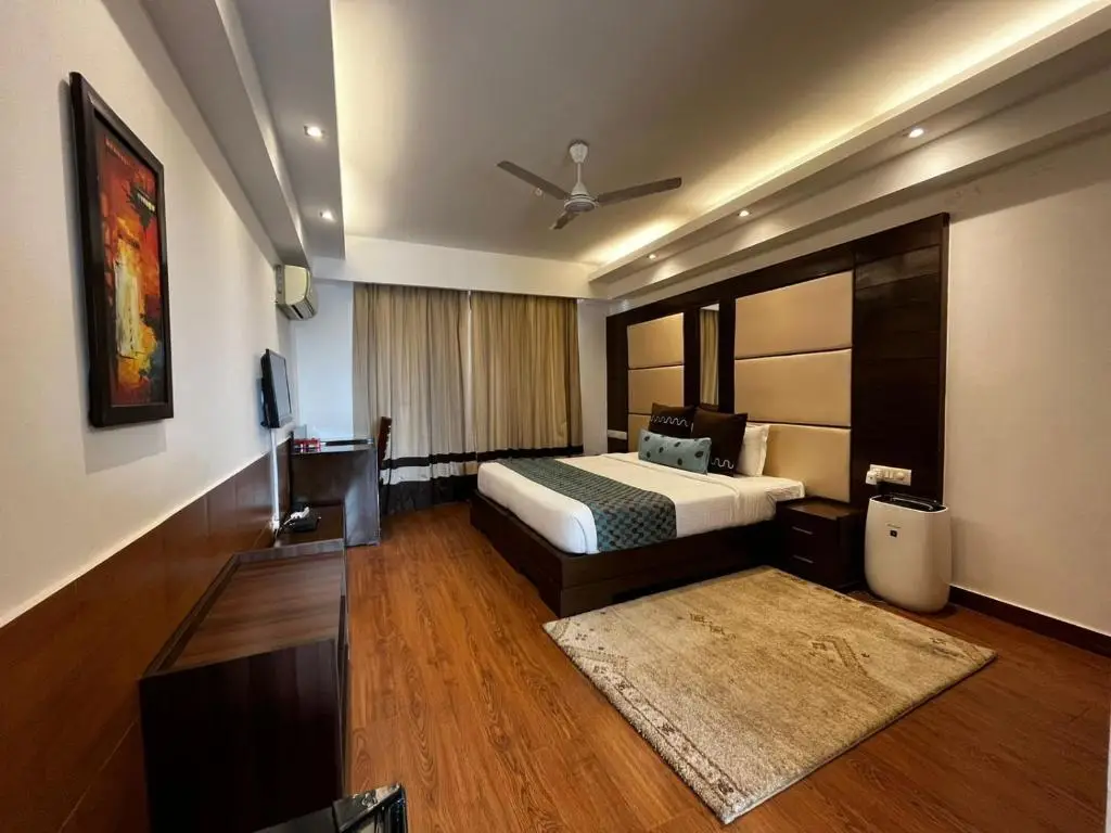 Гуруграм: Yuhi Suites