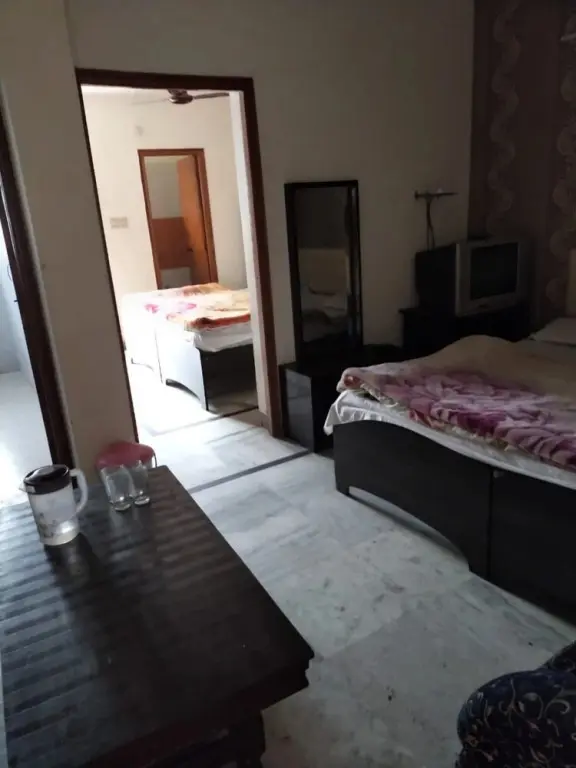 Наинитал: Goroomgo Shah Guest House Nainital