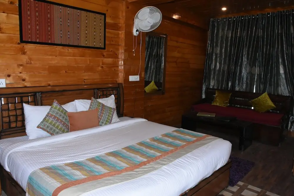 Чамба: Aanantham Country Resort
