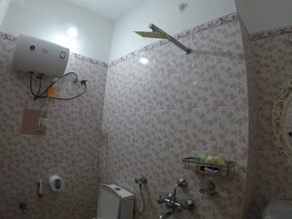 Адилабад: Kakaku The Guest House