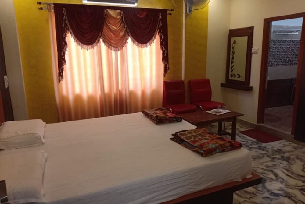 Майсур: Goroomgo Heera Palace Mysore