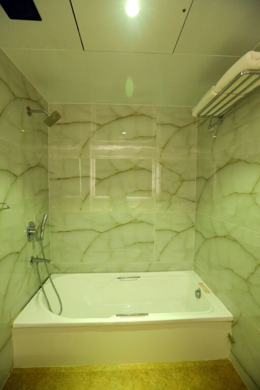 Тхане: Hotel Hindustan Residency