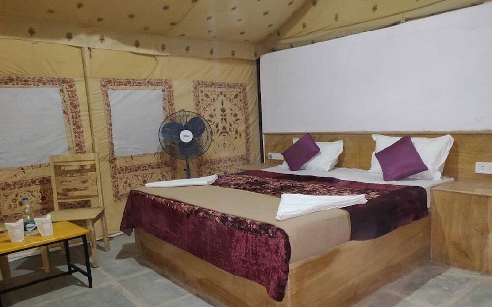 Государственный заповедник Desert National Park: Classic Fort Desert Camp
