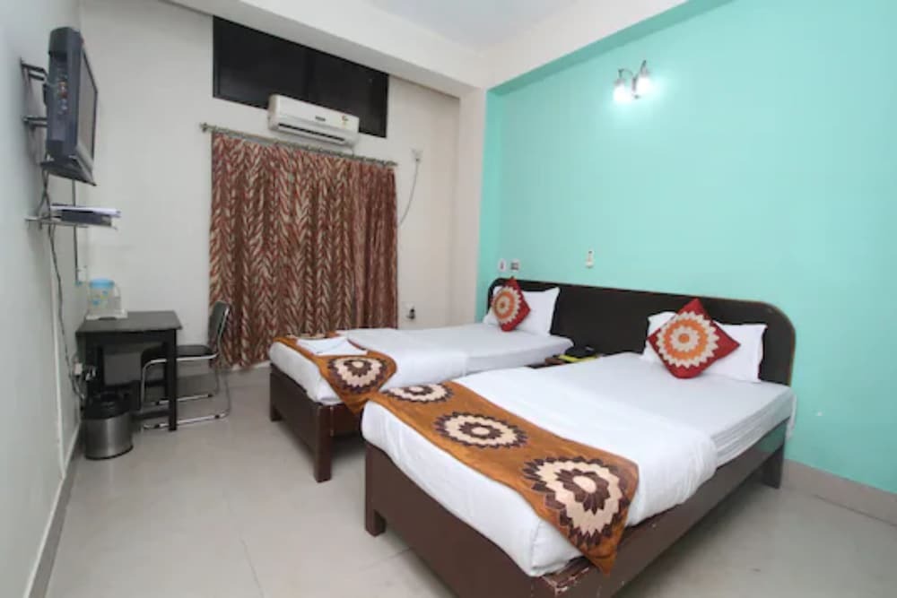 Гувахати: Goroomgo Blue Moon Guest House Guwahati