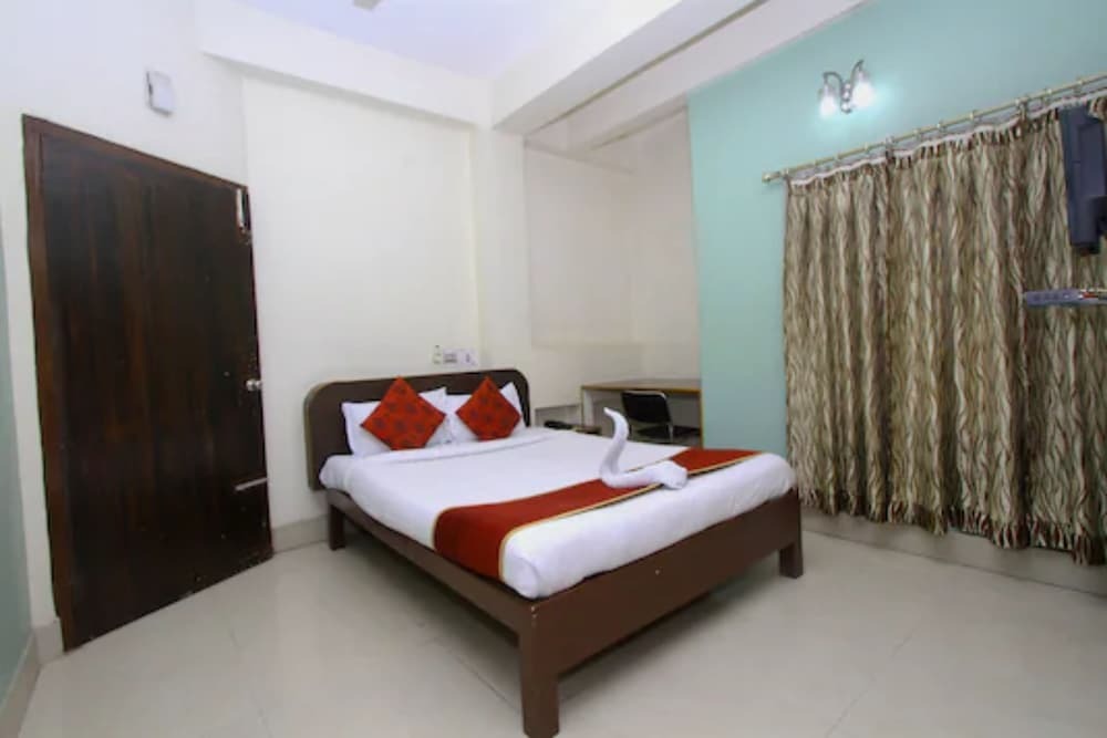 Гувахати: Goroomgo Blue Moon Guest House Guwahati