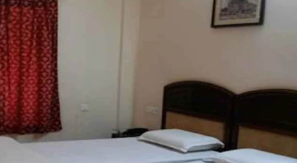 Бхубанешвар: Goroomgo Khandagiri Stay Bhubaneswar