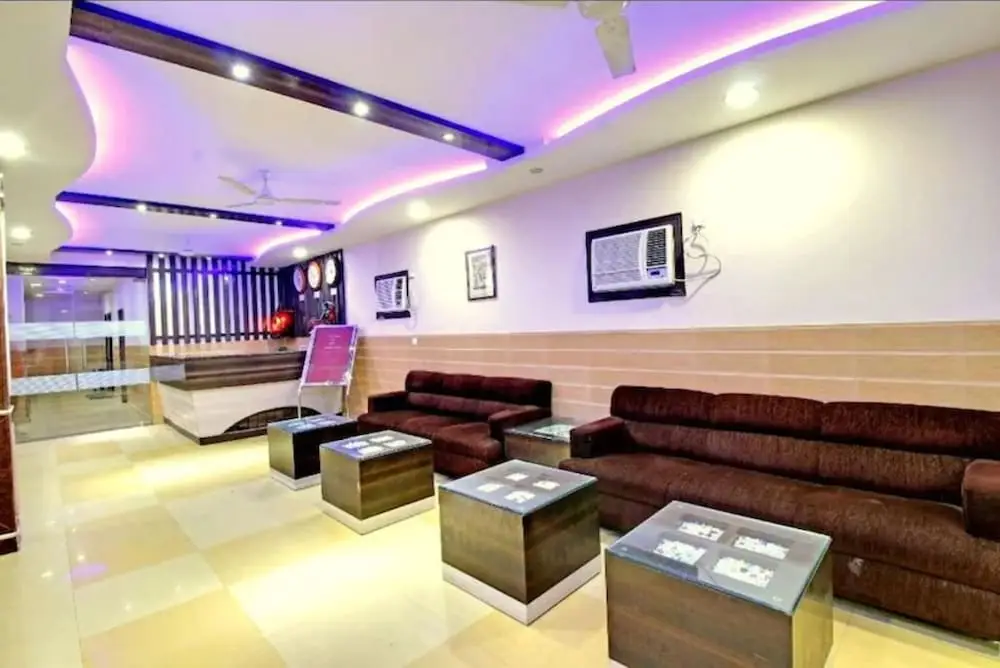 Горакхпур: Goroomgo Pradeep Palace Gorakhpur
