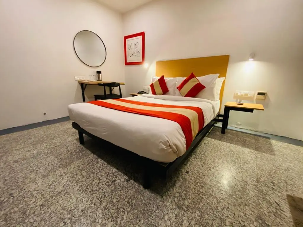 Нью-Дели: Hotel Red Saffron