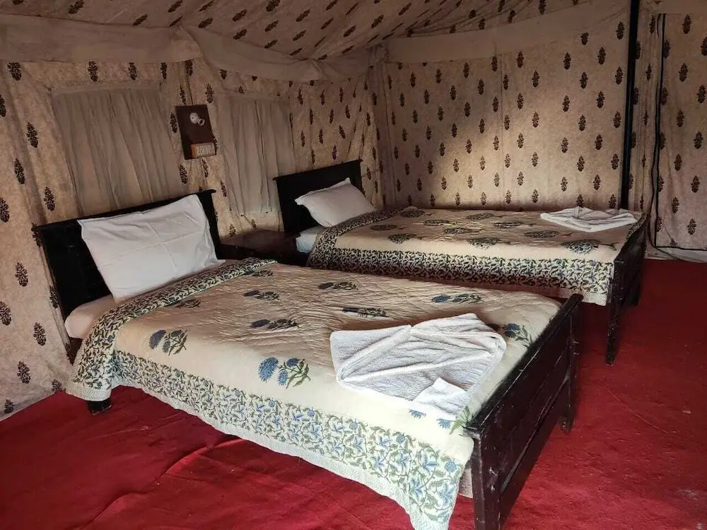 Дхордо: White rann camp resort
