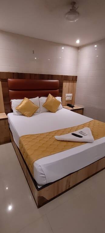 Мумбаи: Hotel Sai Suites Dadar