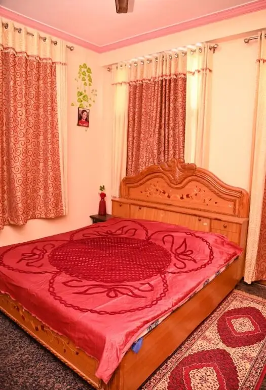 Джайпур: SOHANAs Homestays- 2 BHK Apartment with Terrace near Jaipur International Airport