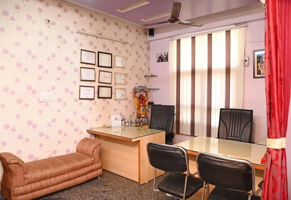 Джайпур: SOHANAs Homestays- 2 BHK Apartment with Terrace near Jaipur International Airport